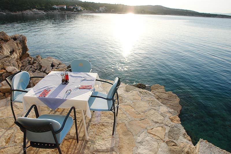 Hotel Ametyst ostrov Hvar - Chorvatsko - ubytování přímo na pláži - 
