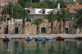Ubytování v Chorvatsku s možností zapůjčení člunu - Vila Marinella na ostrově Brač - střední Dalmácie