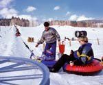 Snowtubing a snowbungeerafting U Kaka